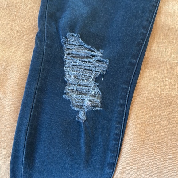 Jeans - Picture 3 of 4